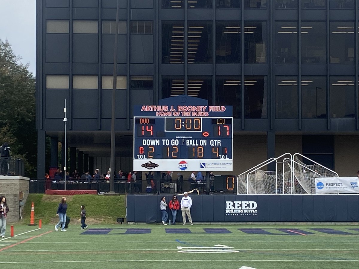 Coach_IPace's tweet photo. 1-0
Total Team Win!
Cam’s Second Win!
So Proud of a great group of kids for playing 1 snap at a time for 60 Minutes!! Go @LIUSharksFB 🦈🏈 https://t.co/MC2bBWuG8P