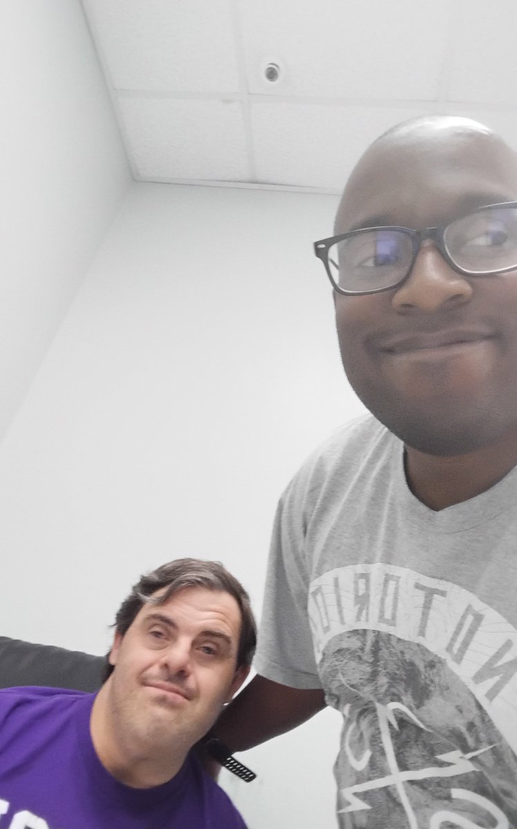 Dionecoleman1's tweet photo. I'm Having Fun At Work Today With My Friends https://t.co/K5jKh9noFR
