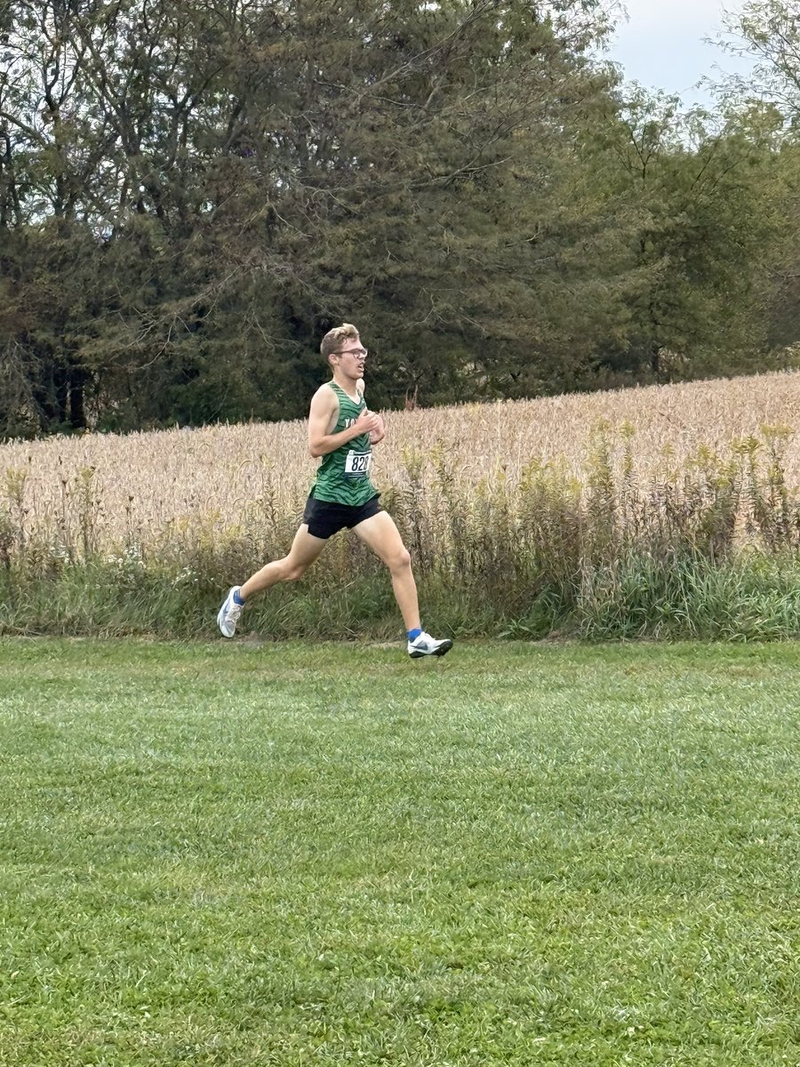 YHSDistance's tweet photo. The #YtownXC squads wrap up the regular season at the Eagle Invitational
Full Story:
https://t.co/eQEkTD5EgG https://t.co/2PvmSqsV9n