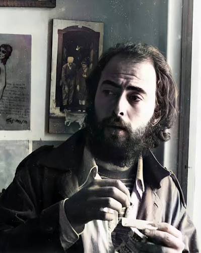 elcucharangobam's tweet photo. Cómo será andar solito allá en la muerte? https://t.co/CbwD4Qm0op