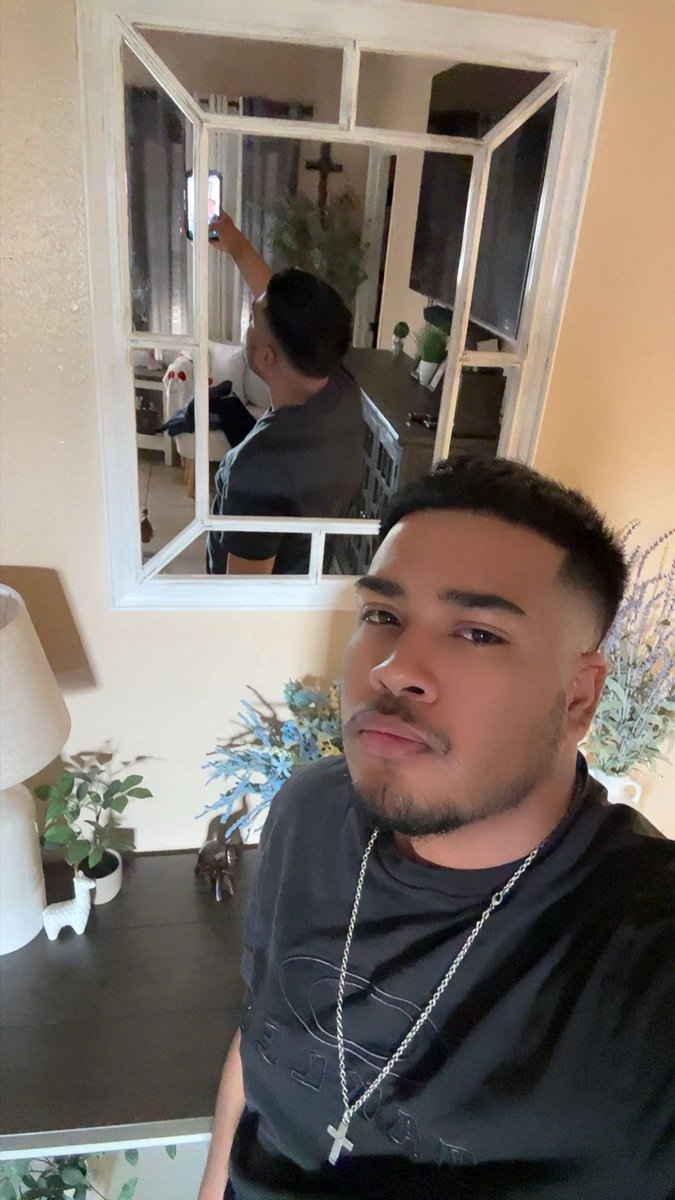 TDJayy98's tweet photo. The Latino 😮‍💨               The Dick 😈 https://t.co/me9Ajuvcoc