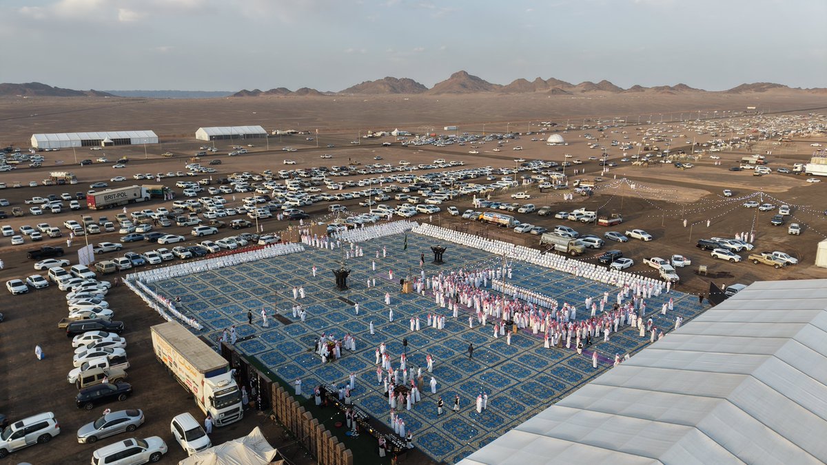 imarat_almadina's tweet photo. جانب من فعاليات مزاد #المدينة_المنورة الثالث للإبل في محافظة #الحناكية. https://t.co/vpQeYvSqQ4