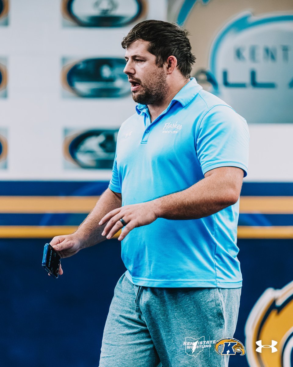 KentStWrestling's tweet photo. 𝐅𝐢𝐫𝐬𝐭 𝐎𝐟𝐟𝐢𝐜𝐢𝐚𝐥 𝐏𝐫𝐚𝐜𝐭𝐢𝐜𝐞 𝐈𝐬 𝐢𝐧 𝐓𝐡𝐞 𝐁𝐨𝐨𝐤𝐬📘✅ 

#GoFlashes⚡ https://t.co/ObhKT6cNDc