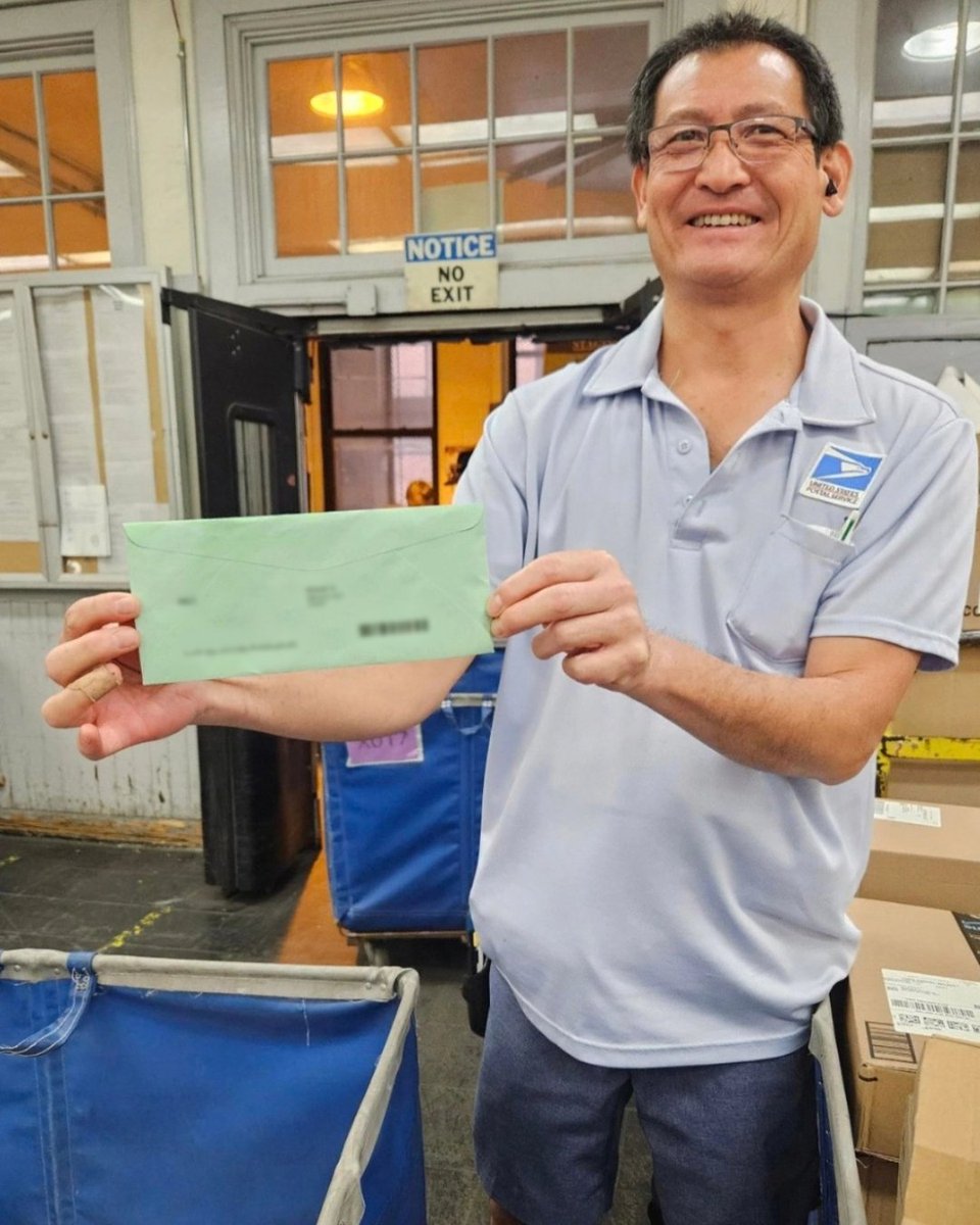 NALC_National's tweet photo. This is your sign to complete and mail your NALC election ballot! Ballots must be received by noon on Monday, Oct. 19. https://t.co/Avgq6Whe1K