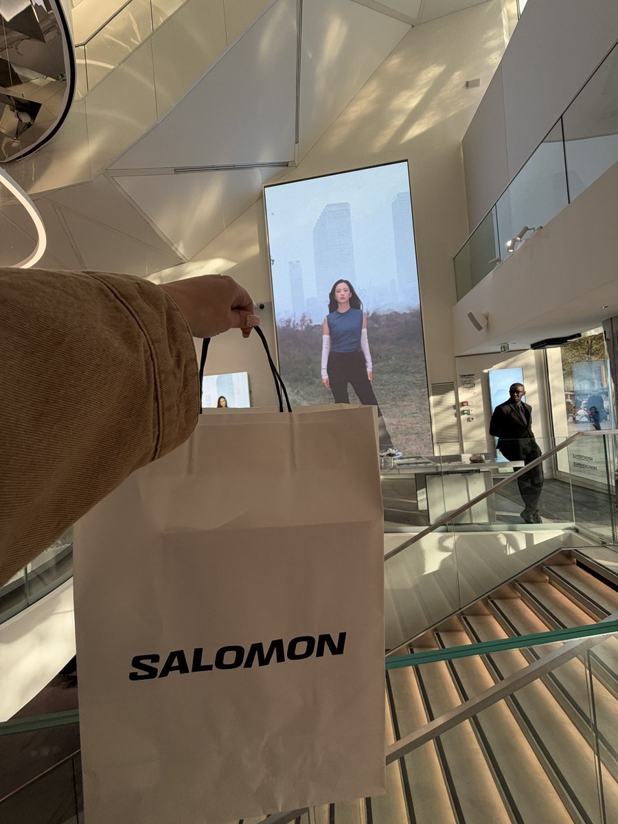 jisoomons tweet picture