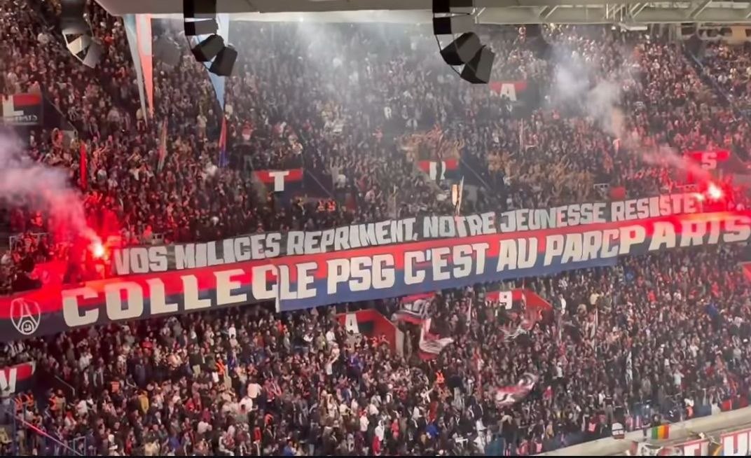 AUTEUIL1991's tweet photo. #PSGLMFC
« Vos milices répriment, notre jeunesse résiste » #VirageAuteuil https://t.co/KwgLZwOSSb