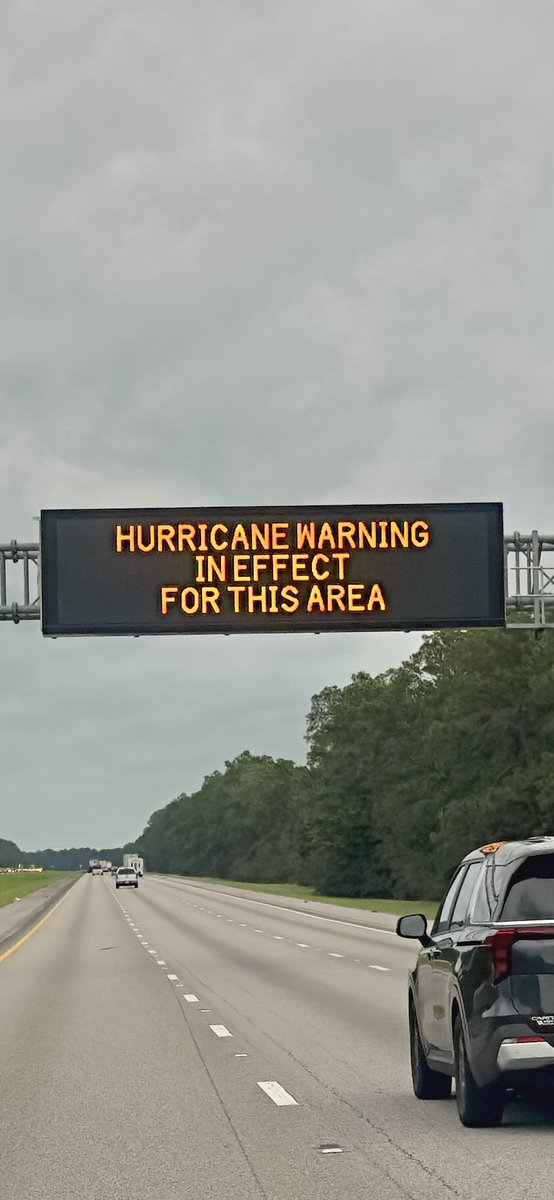 StephenDCrowder's tweet photo. We drove 11 hours through this (Louisiana to Gainesville) on Friday for this on Saturday. 
We will see #GatorNation in the @SwampUF in 4 weeks for #BeatOklahoma .
(Debbie says I need an intervention! 🤣)
#GoGators 🐊🏈🔶🔷
#InAllKindsOfWeather 
#RoadToGainesville https://t.co/gBZ45yTIeQ
