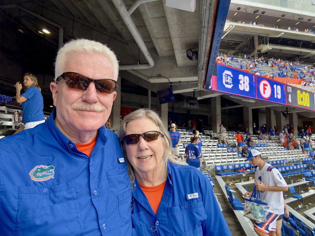 StephenDCrowder's tweet photo. We drove 11 hours through this (Louisiana to Gainesville) on Friday for this on Saturday. 
We will see #GatorNation in the @SwampUF in 4 weeks for #BeatOklahoma .
(Debbie says I need an intervention! 🤣)
#GoGators 🐊🏈🔶🔷
#InAllKindsOfWeather 
#RoadToGainesville https://t.co/gBZ45yTIeQ