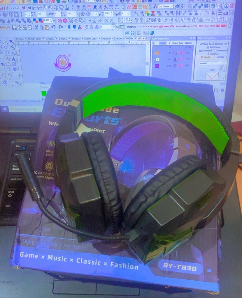 mtzamani_'s tweet photo. My headset just arrived 🫠🥳 am driving you guys crazy on my night drive https://t.co/K5wQ1LHqLa