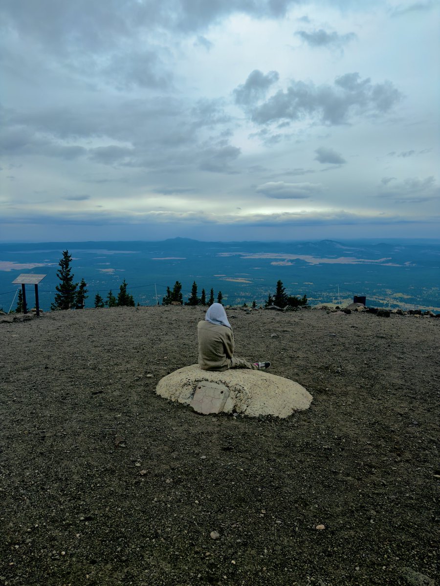 illesthumbs's tweet photo. #humphreyspeak #gorpcore #streetwearfastion #flagstaffaz https://t.co/9AHkEyfwiv