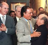 Renata350698471's tweet photo. Carlos Arslanian con la operadora política Romina Manguel, la que promociona a LA SECTA Javad Luvabitch, y a su director Tzvi Grunblatt .Carlos Arslanian el abogado defensor de Victor Alderete, el menemista chorro del Pami(de nuestros adultos mayores).Todo tiene que ver con todo. https://t.co/MEZ4NvEkbT