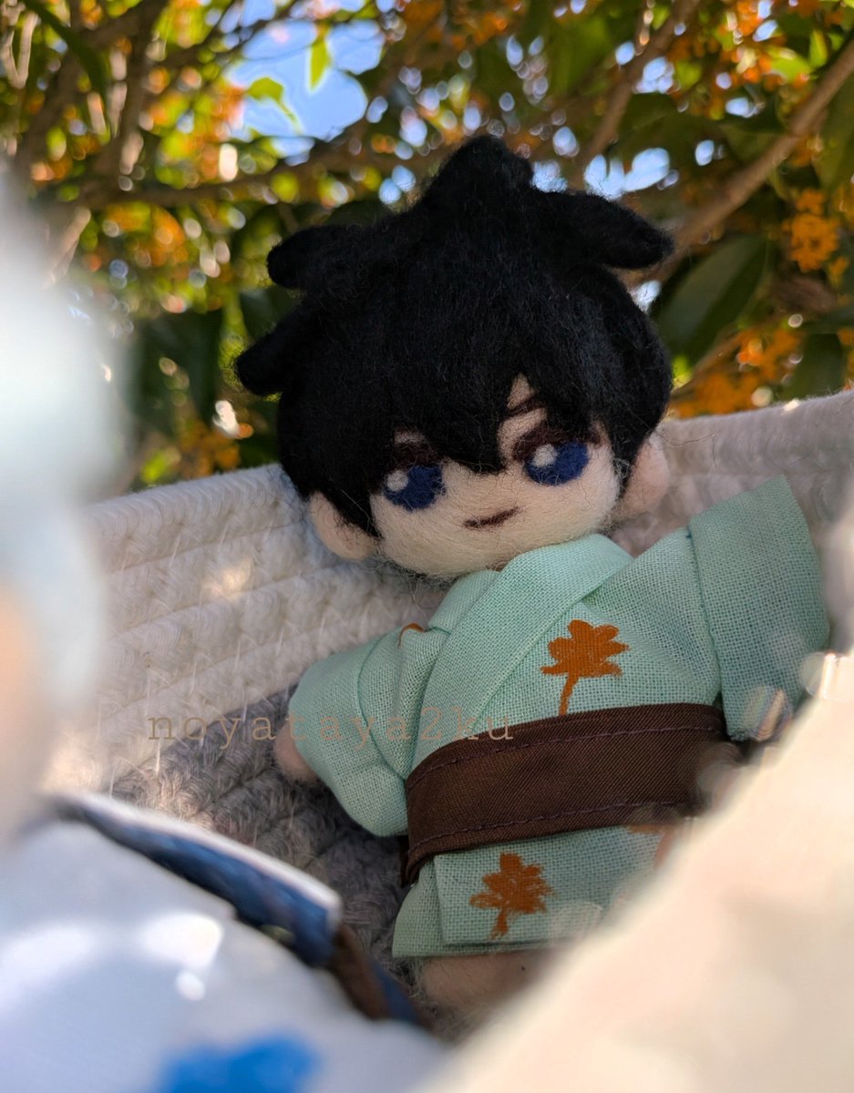noyataya2ku's tweet photo. 同じトシになったね!
ねぇ、ぎんちゃん？😊(🍓ちゃん)
なぁに？トシくん😊(マヨくん)
お誕生日ってどんな気分？

それはきっと、
くすぐったくて幸せな気分😊🌱

金木犀に見守られながら
今日も、お祝いは続いています😊 https://t.co/HlxsPYbOhu