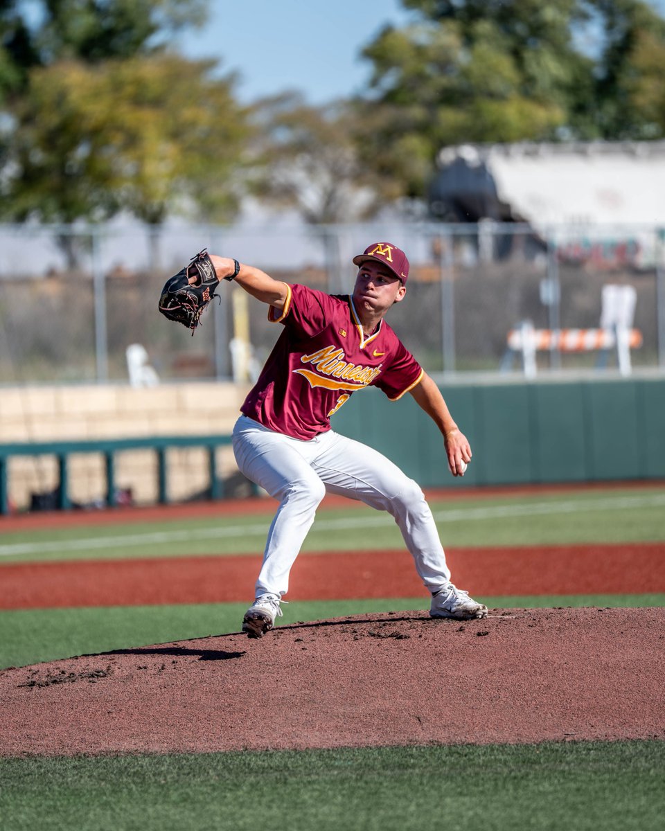 GopherBaseball's tweet photo. Always getting those reps in 🏋️

#Gopher⚾️ | #SkiUMah〽️ https://t.co/DkfCyvnVO9