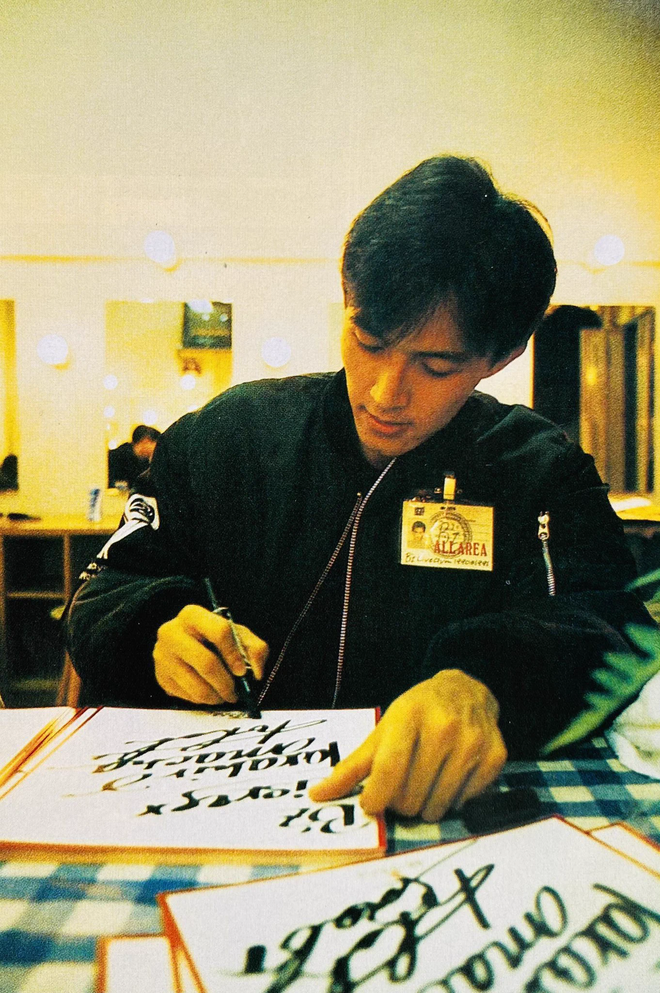 B'z　直筆サイン色紙　LIVE-GYM '90～'91 RISKY　パンフ付 ZERO（音楽専用） on X: 