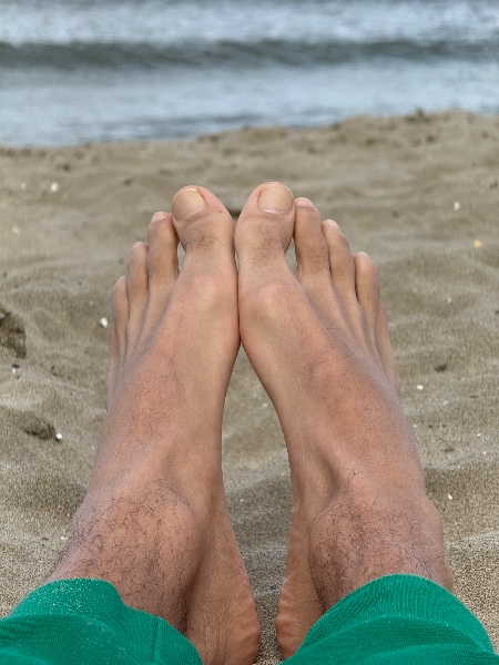 arabfeetlover's tweet photo. If you wanna show some love and support, go check my wishlist 🦶🏼 https://t.co/1Z1BktU7gC https://t.co/v9juEKlEuT