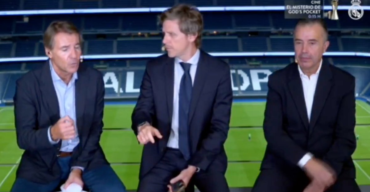 TouchlineX's tweet photo. 🚨 𝗡𝗘𝗪: Real Madrid TV have NOT STOPPED ranting.

🗣️ "We have the proof in our hands. This league smells ROTTEN!"

"This league is CORRUPT and FIXED!" https://t.co/pYS928apCr