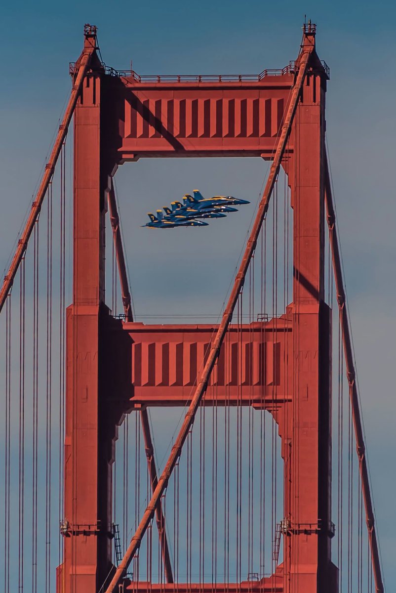 shaunralston's tweet photo. SF Fleet Week . . . stunning views https://t.co/vPORWgwJVi
