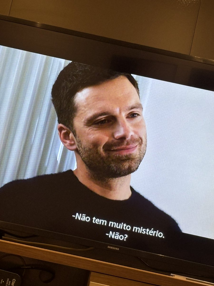 icanfixbucky's tweet photo. coisa mais linda ele sorrindo https://t.co/pcGr66yQ3G