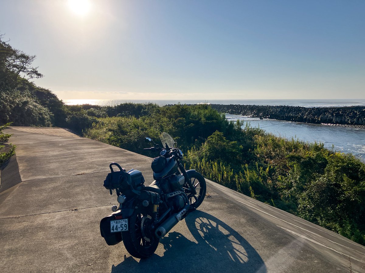 motorcycle_cat's tweet photo. 爽やかな朝だぜ!福島県道260号を枝道に逸れ、少し遠まきながら太平洋側からの展望だ。 #XVS950CU https://t.co/xwwITFhNnk