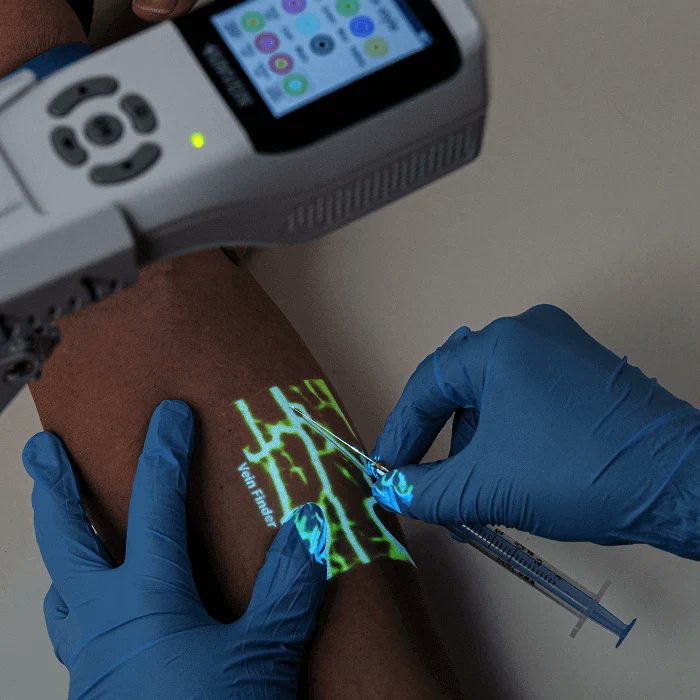 aishamusic's tweet photo. @AP Did they use a vein finder. If they are going to insist on doing executions being precise is a matter of importance. https://t.co/JJjIy1T1g0