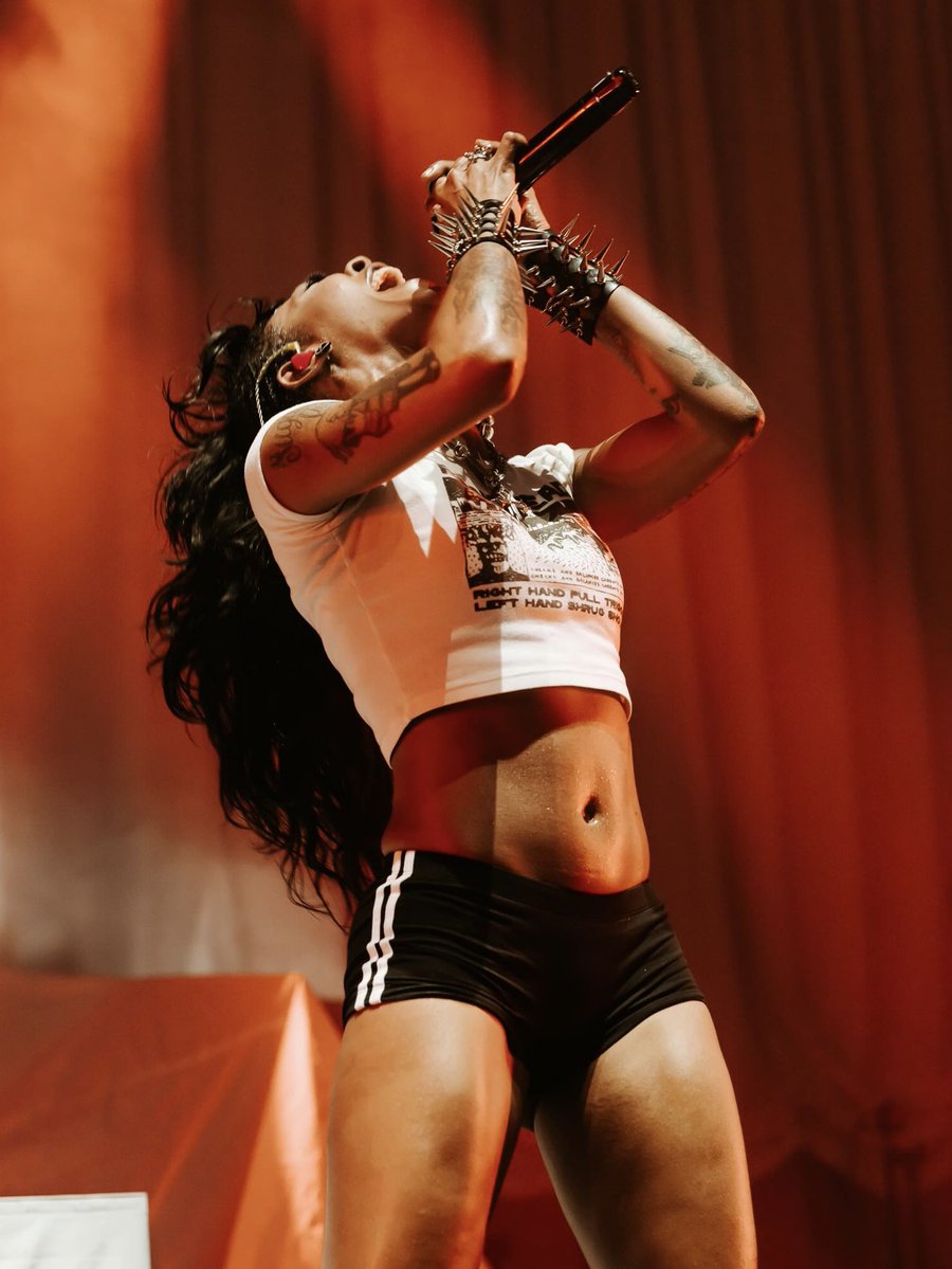 hourlyriconasty's tweet photo. Rico Nasty onstage in The Woodlands, Texas! #THWS https://t.co/psh89zk840
