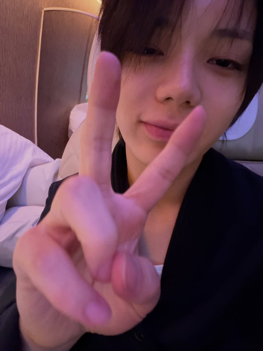 dari__ohyul's tweet photo. 📱4shoboiz | 261011

🐈‍⬛ ?

🎵Rex Orange County - WHO CARES?

#OHYUL #오율 #LNGSHOT #롱샷 https://t.co/bZCrX3hHLv