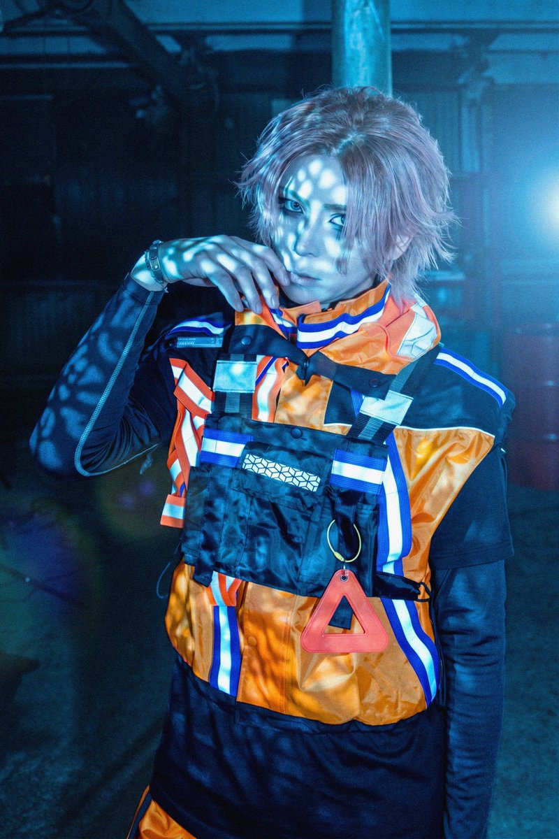 ACMEOFFICIALJP's tweet photo. ⚠️ACME Release Info⚠️
[緊急新着②]
ACME
22th New Single『SUPER HERO』
2026.10.21(wed) OUT‼️
新ビジュアルメンバーソロ一挙大公開🔥

『超破壊的サウンドに、圧倒的な愛と希望。
これがACME流スーパーヒーロー！』

ACME至上最高傑作‼️
Streaming and Downloading👇
https://t.co/4nqit6O4v8

#acme #superhero #9周年