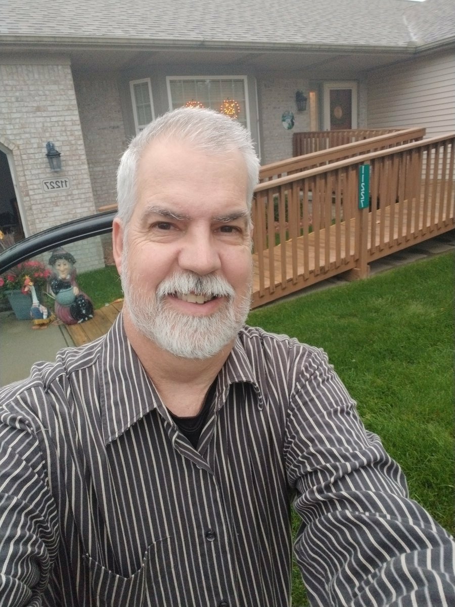 Manolocaro3's tweet photo. I got scaned $100 today https://t.co/xXYUjrLaBl