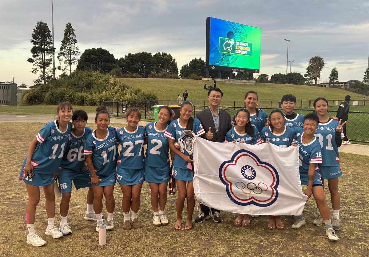 BrisbaneTeco's tweet photo. Taiwan’s Men’s Sixes Lacrosse Team Qualifies for the World Championship!

Director-General Fan recently visited the Sunshine Coast to cheer on Taiwan’s men’s and women’s lacrosse teams and show his support for our athletes. https://t.co/Vayh7P4NUM