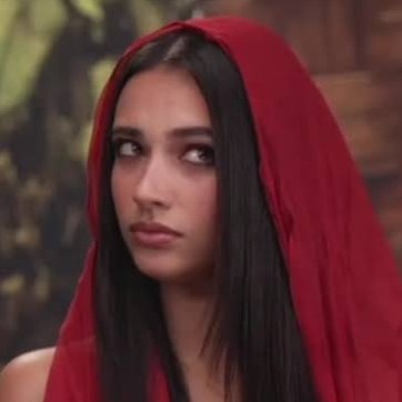 InfoDisneyHulu's tweet photo. Como Kylie Cantrall pode ter destruído o potencial da nova geração de Descendentes. — a thread