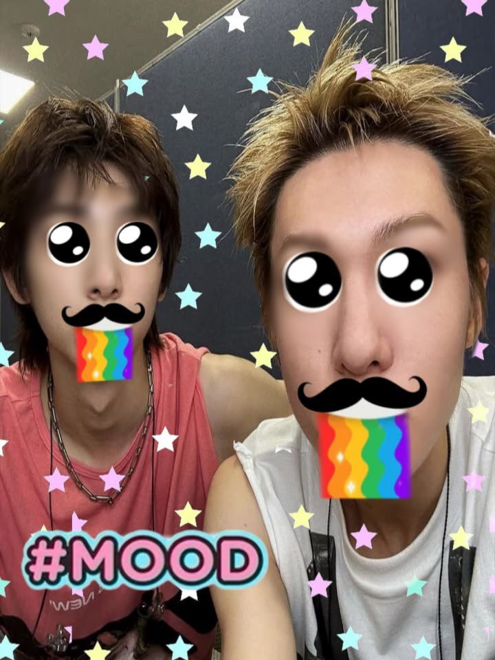 fresittelars's tweet photo. coño me siento lo más gay del mundo pero no me importa porque tú lo eres aun mas :3333, te quiero maldita zorra https://t.co/QvM2FPB5SZ