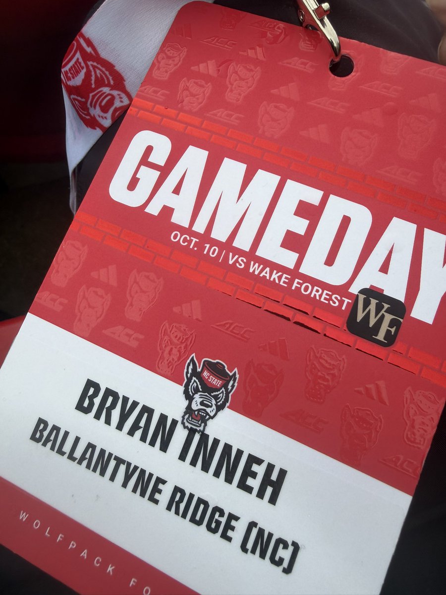 BInneh30690's tweet photo. Blessed to have the opportunity to visit @PackFootball 
@FernandezCoach @Coach_Allen2018 @coachJTD34 @brhswolves_fb @pepman704 

“All In” https://t.co/i0XWg7Bg8A