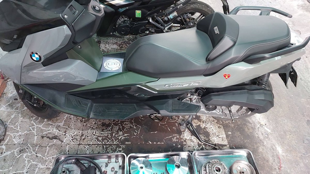 lencontaycom's tweet photo. BMW C400GT YẾU RUNG
LÀM NỒI CHẠY BỐC
MẠNH ÊM HẾT RUNG
BÁO GIÁ LÀM NỒI C400GT🧧🧧🧧 CHUYÊN LÀM NỒI, LÀM MÁY XE TAY GA SUZUKI HAYATE 125, IMPULSE 125,AIRBLADE 110, 125, 150, 160, LEAD 110, 125 SH 125, 150, 300, 350, PCX 125, 150, 160, NVX 125, 150, 155, NOUVO, MIO, VESPA.. https://t.co/PLJA6VeV6k