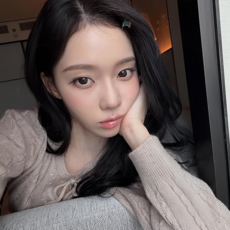 strawberryynn's tweet photo. 4 fotos de tus bias yy que lo haga el que lo vea :3 https://t.co/IrBJiq2mre
