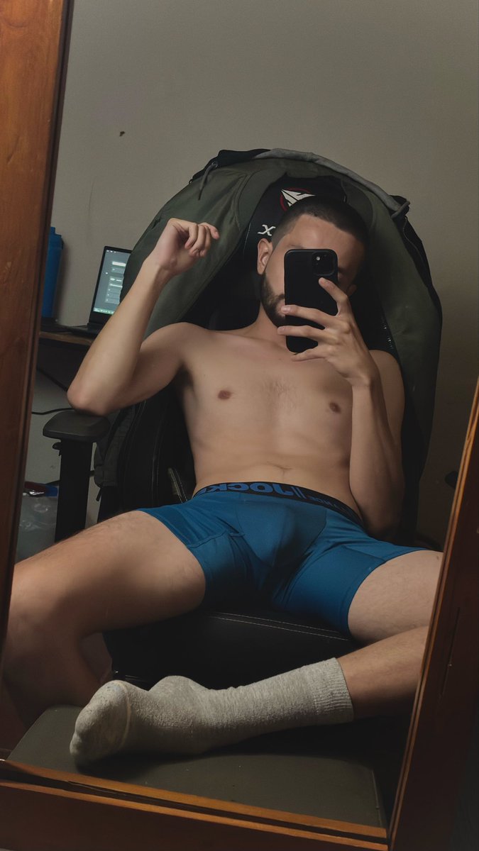 big_faggot1's tweet photo. Everything’s blue 🔥

#gaycontent #bulge #latinguy https://t.co/wf2Hqm4RZe