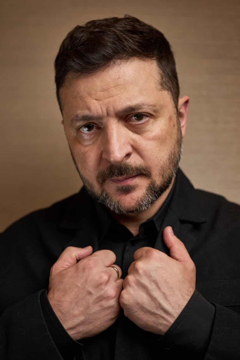 marilunanera71's tweet photo. Oh oh, non bastano i trollini da strapazzo a scrivere cazzate su Zelensky, ora all'appello si è aggiunto anche il porco putinoide di nome #trumpmerda con le accise contro di lui. I buoni alla gogna e i cattivi il tappeto rosso. Rinfreschiamo la memoria a questo rincoglionito 👇🏻 https://t.co/iV5d1mFYHM