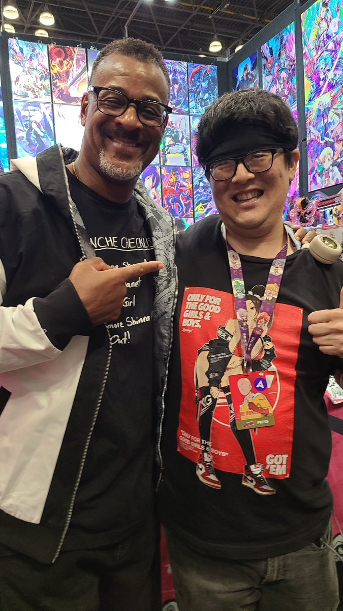 Shadowz596's tweet photo. @JohnEricBentley Just want to say you are nothing but an amazing soul and your endless love is forever felt! Sorry for bowing so much XD its the asian within me! Much love man! #FF7 #BarrettWallace #NYCC26 #FinalFantasyVIII https://t.co/OeNCgXBwMD