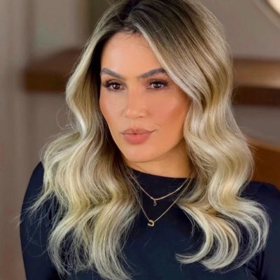 CalineCM's tweet photo. #NovaFotoDePerfil https://t.co/ZktLv6ons5