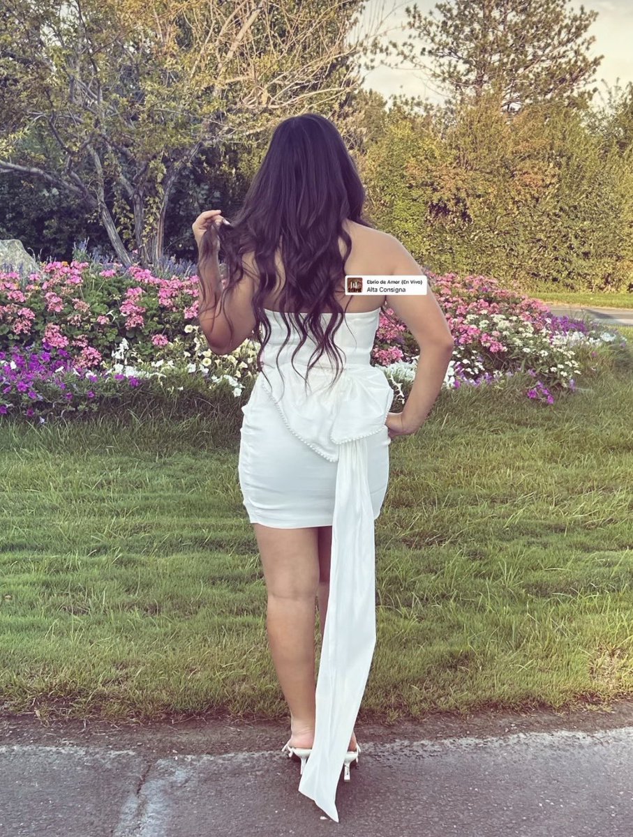 trejdluv's tweet photo. My ex said she missed me so I had to pull up and show her why she shouldn’t leave me #thick #latinaㅤㅤㅤㅤㅤ #bigass https://t.co/Q0EsbB0pD5