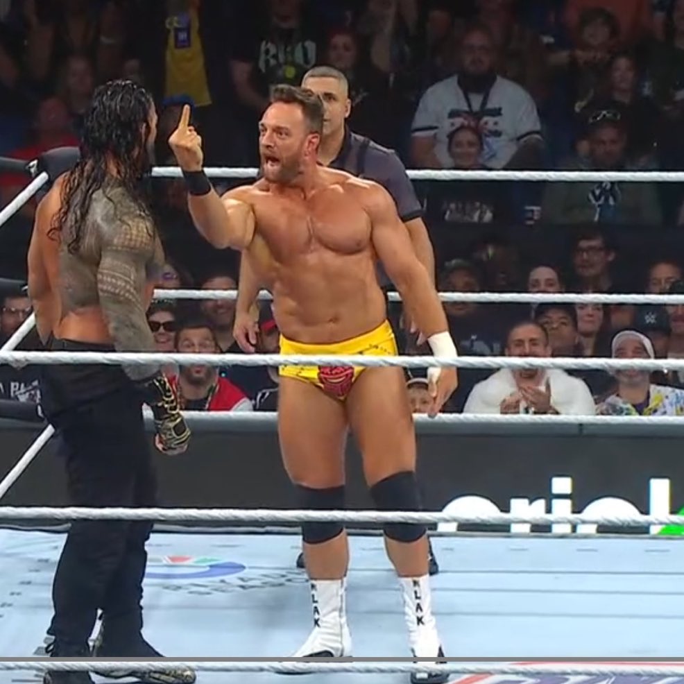 WeWantCody_'s tweet photo. us to HHH #mitb https://t.co/9nwH8R6DhJ