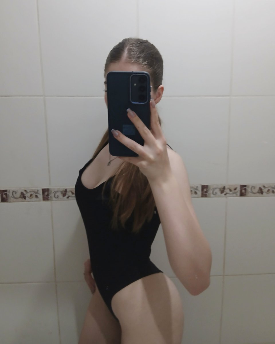AngelaPartiss's tweet photo. Aqui la tienen... espero que les guste 💗 https://t.co/PH2oiFXIqS