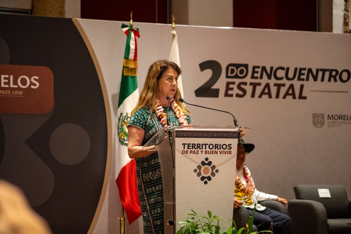 DEELAYUUK's tweet photo. ¡Territorios de paz y buen vivir!

Agradezco a la Gobernadora del Estado de Morelos, Margarita González Saravia (@margarita_gs) por invitarnos a ser parte de la iniciativa de fortalecimiento de la vida comunitaria y al hermano David Choquehuanca Céspedes (@LaramaDavid) por compartir la experiencia del concepto de “buen vivir” implementado en el Estado Plurinacional de Bolivia.

¡Que viva la resistencia indígena en las Américas!
