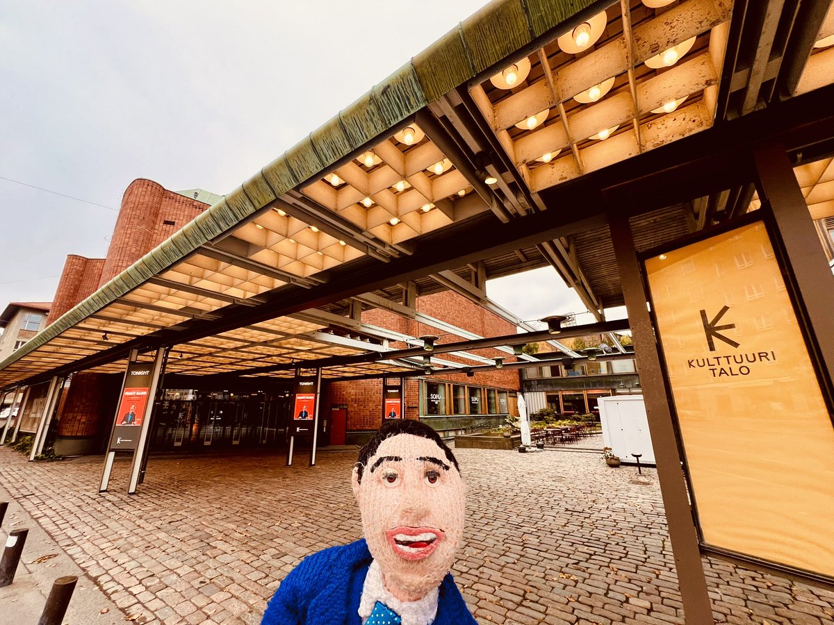 jimmycarr's tweet photo. Thanks for coming and having a laughing with me Finland. I’ve had a great few days here, finishing up tonight at the House of Culture in Helsinki. See you on my next tour 🇫🇮 Next stop for me is Canada, for shows in Ontario and Quebec. Click on the link for cities, dates and tickets 🇨🇦 https://t.co/H8IQj9HFiF