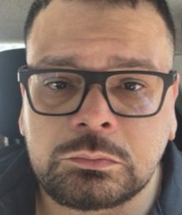 RebecaF83844's tweet photo. @EduardoKlemp @babstlg_ @LuxannaLulu Eu poderia falar várias coisas mas só o fato de vc ter nascido com essa cara é humilhação pra uma vida toda https://t.co/6ggOCduGIm