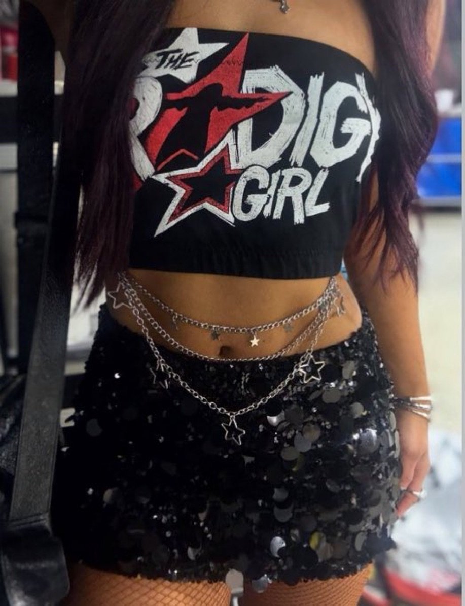 latinaofaaa's tweet photo. Hate for a simple creampie ruin a cute lil outfit once I win the Money In a Bank briefcase https://t.co/JXwaLHc7Ly
