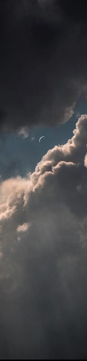 naturehealyou's tweet photo. moon 🌙 https://t.co/Vxcpg81hUX
