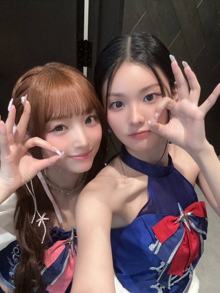 LIGHTSUM_JP's tweet photo. LIGHTSUMメジャーデビューミニアルバム
『Re:idol』リリースイベント

📍 あべのキューズモール 3F スカイコート
🔗 https://t.co/mzigeGunpS

⋱ 本日の2ショットチェキ撮影会ポーズ ⋰

① キュンハート
② たこやき
③ ないしょ

3つの中からお選びください𝜗𝜚˚⋆　

#LIGHTSUM #라잇썸 #ライトサム
#LIGHTSUM_Reidol #LIGHTSUM_abeno
#どうして #Doshite