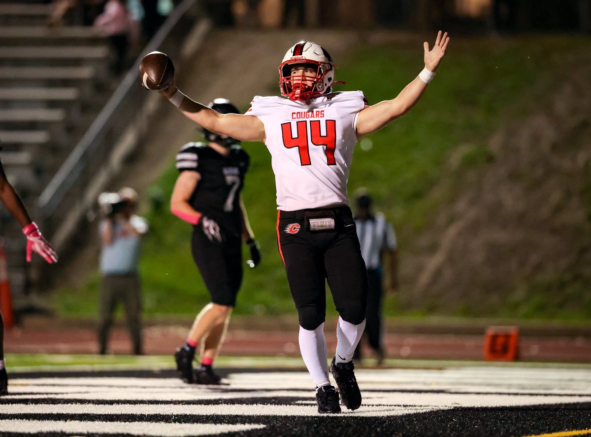 CentCougsFB's tweet photo. Weekend Recap:
9A: Win
9B (Andover): Win
10A (EP): Win
10B (ER): Loss
JV: Win
V: Win

Overcome &amp; Conquer.

Wednesday Night at Cougar Stadium🔴⚪️⚫️ https://t.co/FtSgbqtTVi
