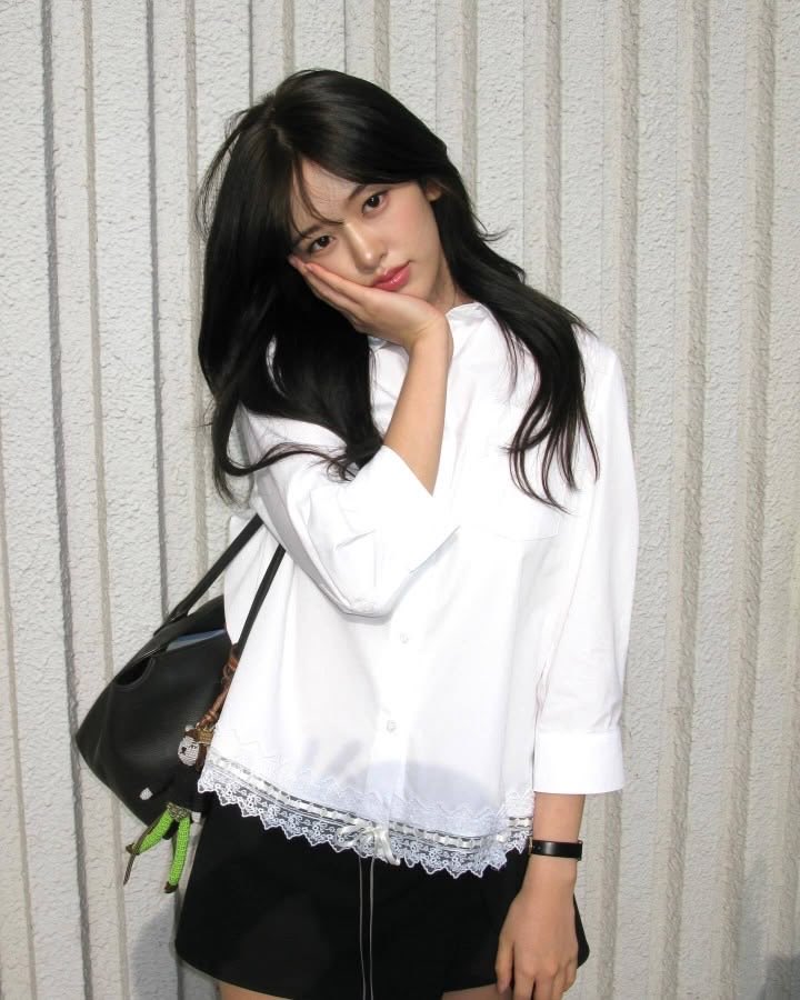 afterlikey's tweet photo. 4 fotos de tus bias y que lo haga el que lo vea 🔥🤞🏻 https://t.co/ucDPrMQA0a