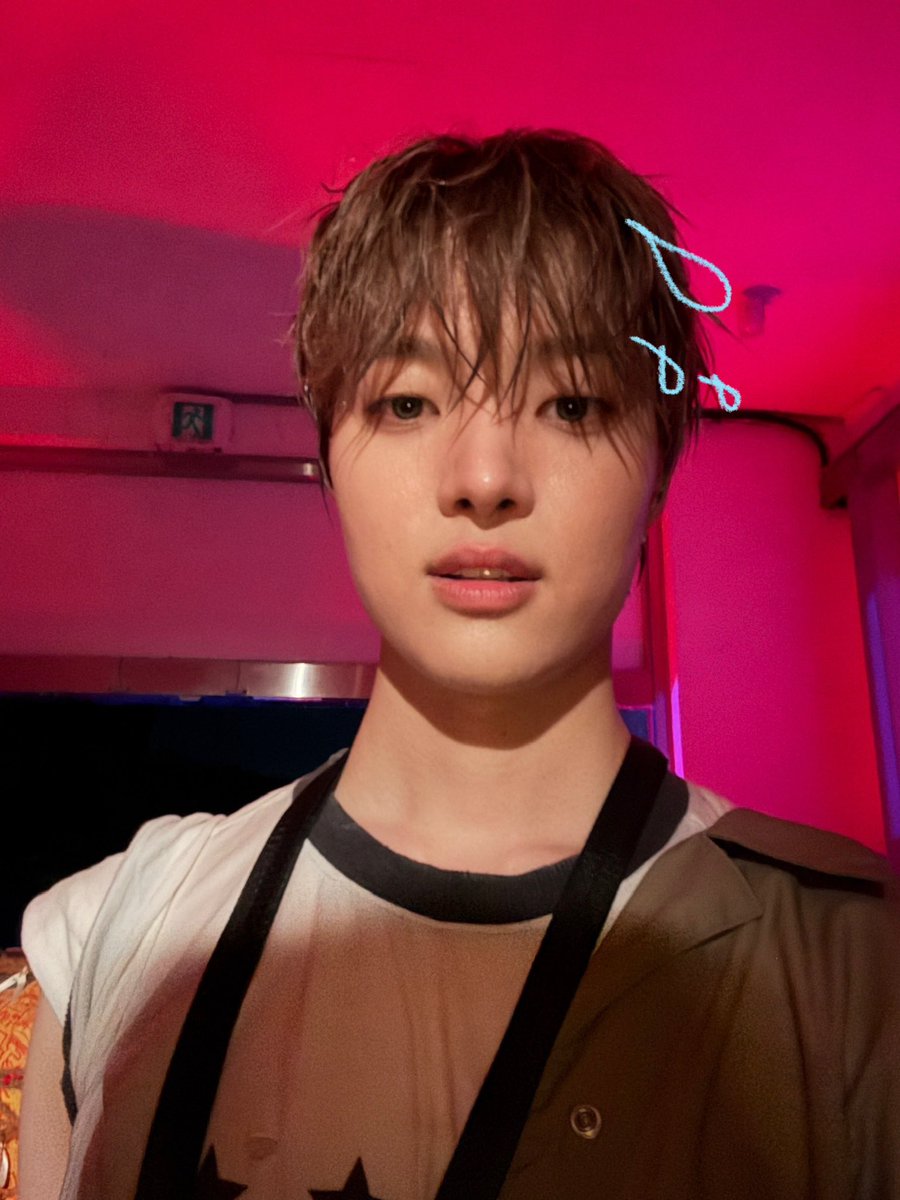 naedotdot's tweet photo. 술래를 이겨라! 당연히 앤팀이 이겨라!
그리고 당첨은 저를 이겨라..! 가 아니라 저를 뽑아라(주세요 제발🧎🏻♀️..) , ,
꼭꼭 숨어라 당첨운 보일라 🫵🏻😶🌫️
꼭 엠넷플러스님께 발견되길.. 되어주세요 아니 해요
그렇게 될꺼에요 아우우울ㄹ~.. 🐺🤍
#SUMBAKKOKJIL2 #술래를이겨라 #MnetPlus_ORIGINAL https://t.co/MgYl6wm24C